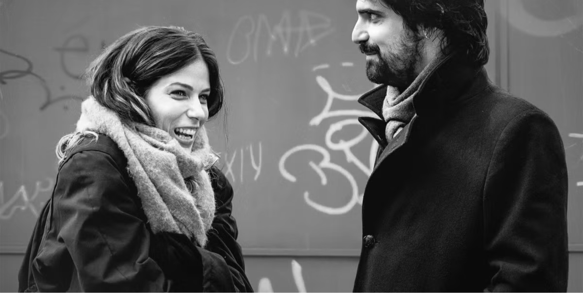 ¿Qué Aprendemos de ‘Los Años Nuevos’? Análisis sobre el Amor del siglo XXI